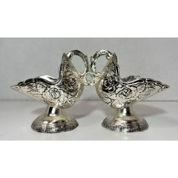 Vintage Silver Plate Salt Scuttle Bowl Roses Design 2.5” – No Spoon Set of 2 - Picture 4 of 7